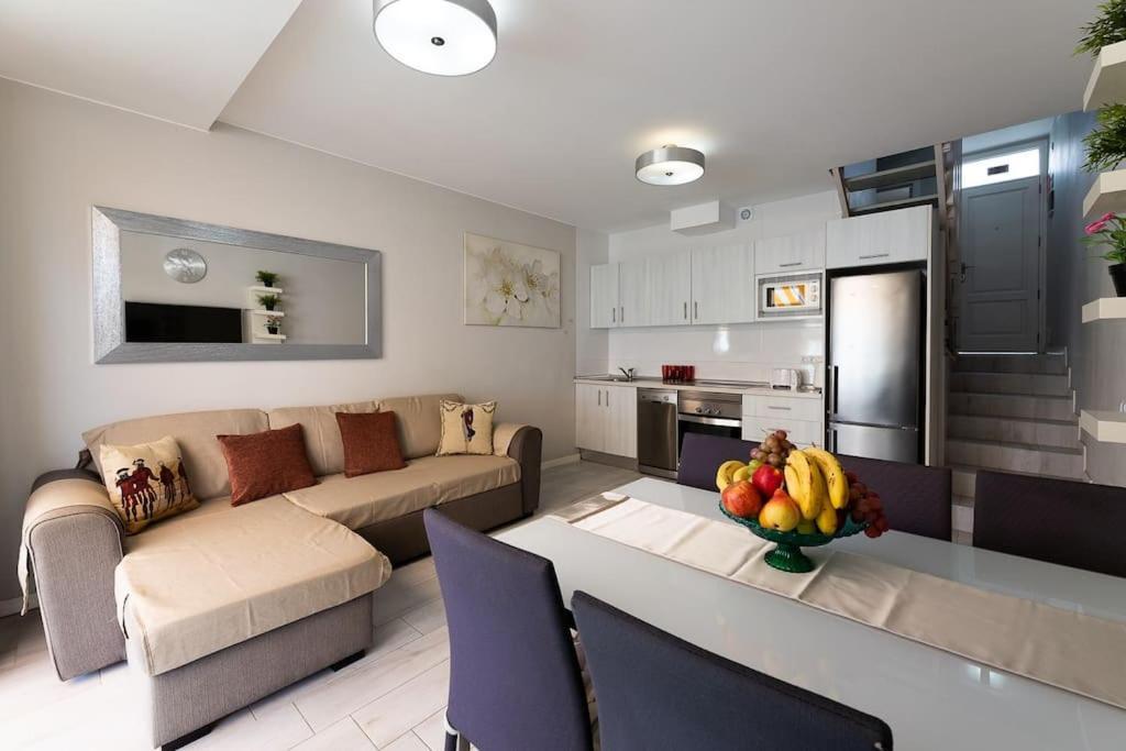 Beautiful apartment in Playa de las Américas Extérieur photo